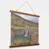 Schilderachtig woestijnwaterval hangend wandkleed (Gebogen)