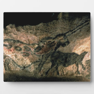 Schilderij van een hoornd dier, c.17000 BC (grot) Fotoplaat