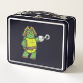 Schildpad als Piraat met gebookte hand- en oogpatc (Voorkant)