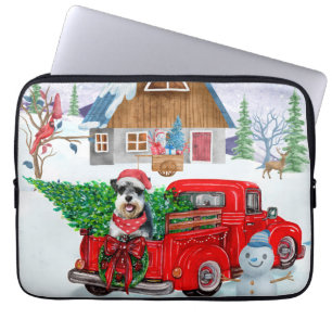 Schnauzer Dog in kerstcadeauwagen Laptop Sleeve