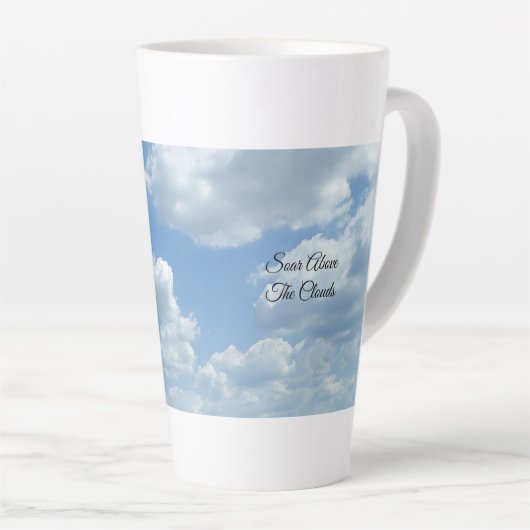 Schommel boven de Clouds Latte Coffee Mok (Rechterhoek)