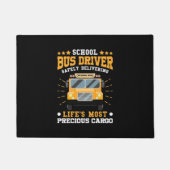 School Bus Driver Safely Delivering Deurmat (Voorkant)