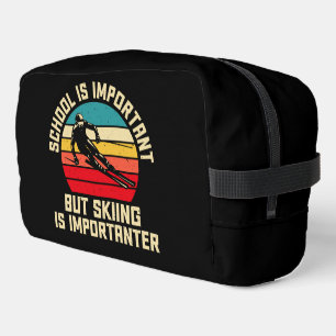 School is belangrijk, maar Skien is belangrijk Toilettasje