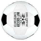 School is belangrijk, maar voetbal is belangrijk (Gedraaid)