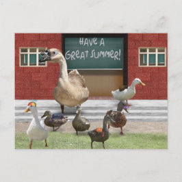 School is uit, kleine dommerik met leraar Goose Briefkaart
