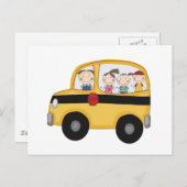 Schoolbus met Kinder T-shirts en cadeaus Briefkaart (Voorkant / Achterkant)