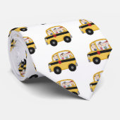 Schoolbus met Kinder T-shirts en cadeaus Stropdas (Opgerold)