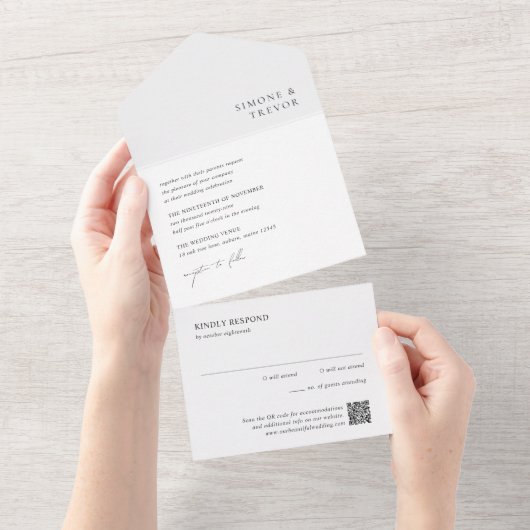 Schoon zwart en wit QR-code modern huwelijk All In One Uitnodiging (Afscheurbaar)