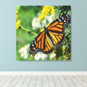 Schoone Monarchvlinder Canvas Afdruk (Insitu (Houten vloer))