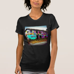 Schoonheid in Vernietiging   Verlaten woning T-shirt