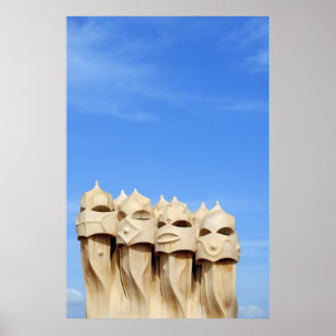 Schoorstenen op de weg van Casa Mila (La Pedrera) Poster