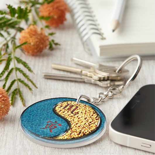 Schorpioen en vuurtijger sleutelhanger (Voorkant Rechts)