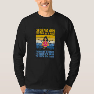 Schorpioen Meisje De Ziel Van Een Heks Yoga Instru T-shirt