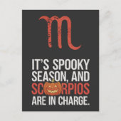 Schorpioen Seizoen: Spooky en in Charge Funny Quot Briefkaart (Voorkant)