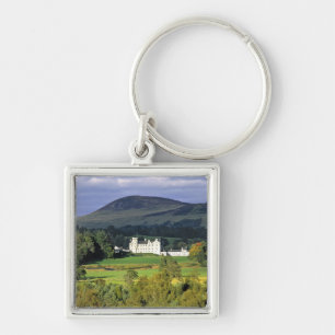 Schotland, Tayside, Blair Castle. In een smaragdgr Sleutelhanger
