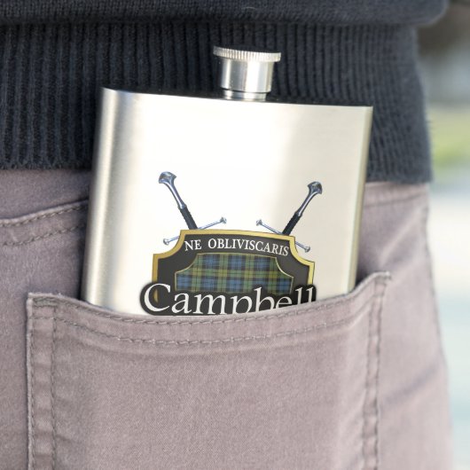 Schotse Campbell Tartan Shield and Swords Heupfles (Voorbeeld)