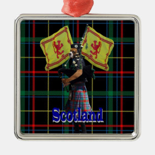 Schotse piper op tartan metalen ornament