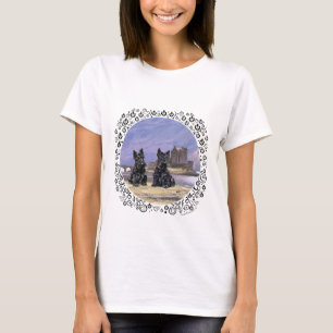 Schotse Terriers op Eilean Donan Castle T-shirt