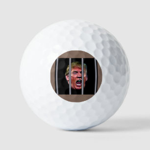 Schreeuwende jankende Trumpkop achter tralies Golfballen