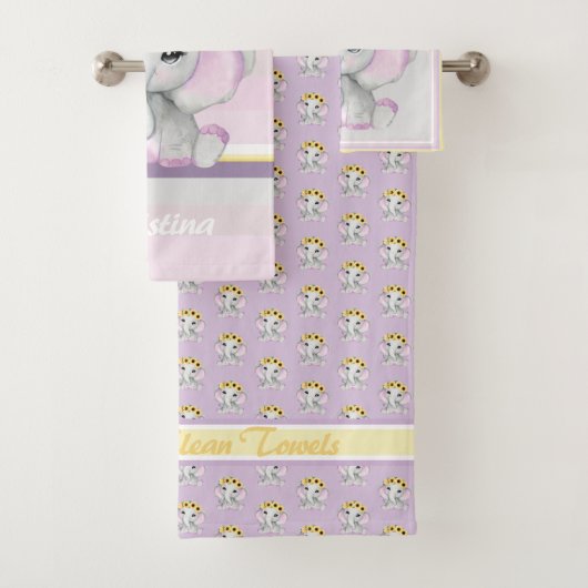 Schuine baby olifant meisje met zonnebloemen roze bad handdoek (Insitu)