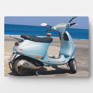 Scooter op de strand Ephesus, Turkije Fotoplaat