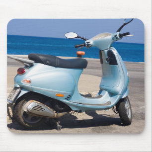 Scooter op de strand Ephesus, Turkije Muismat