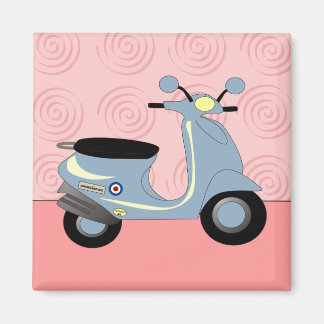 Scooter Trio Roze Magnet Magneet