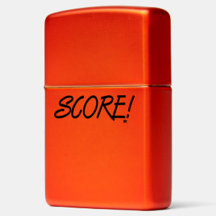 Score zwarte metalen rode Zippo aansteker