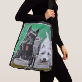 Scottie dogs Blackie en Whitie op de radio Crossbody Tas (Dichtbij)