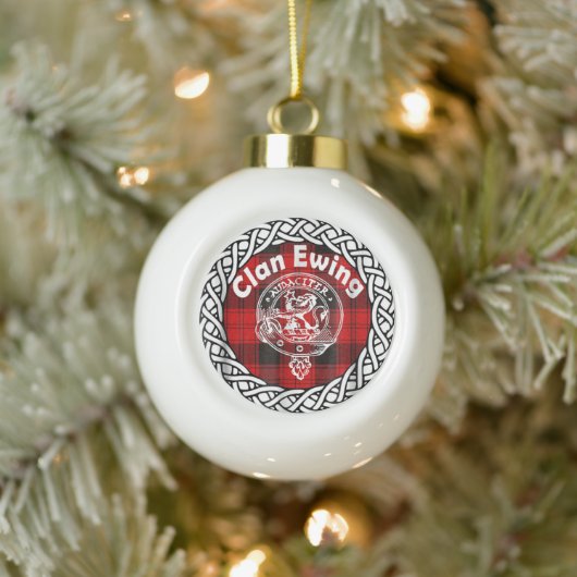 Scottish Clan Ewing Tartan en Crest Keramische Bal Ornament (Boom)