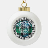 Scottish Clan Forbes Tartan en Crest Keramische Bal Ornament (Voorkant)