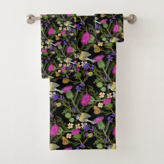 Scottish Cottcore Thistle Pattern Bad Handdoek (Insitu)