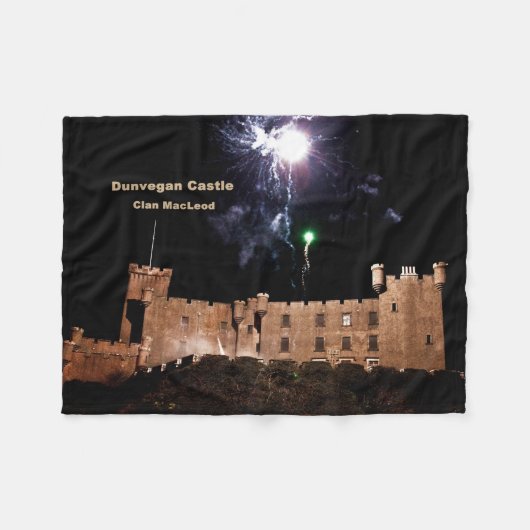Scottish Dunvegan Castle - Clan MacLeod Fleece Deken (Voorkant (Horizontaal))