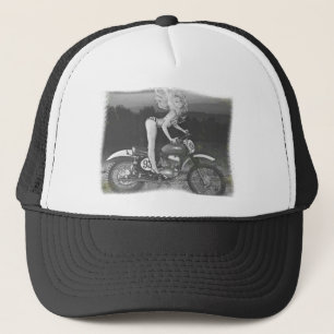  SCRAMBLER EN HOT MODEL. TRUCKER PET