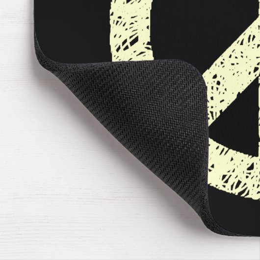 Scribble Stenciled Peace Symbol Muismat (Hoek)