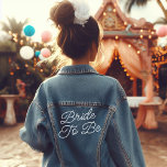 Script Bride à être<br><div class="desc">Tenue mignonne et décontractée pour la mariée, avec la possibilité d'ajouter le texte que vous voulez dans une jolie police de script à la main. Parfait pour les mariages chic boho & bachelorette parties</div>