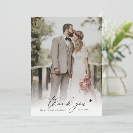 script chic simple photo mariage merci (Debout devant)