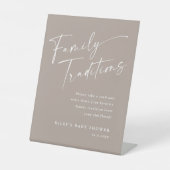 Script Family Traditions Neutraal Baby shower Reclamebord Met Voetstuk (Voorkant)