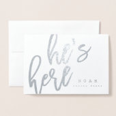 SCRIPT FONT IL EST ICI FAIRE-PART DE NAISSANCE CAR (Devant avec enveloppe)