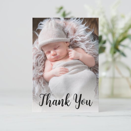 Script manuscrit Faire-part photo bébé (Debout devant)