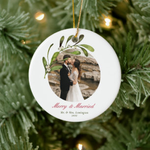 Script & Mistletoe Vrolijk & Getrouwd Foto Keramisch Ornament