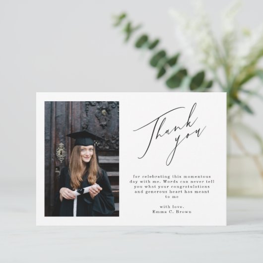 Script moderne 4 Carte de remerciements de graduat (Debout devant)