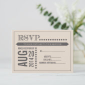 Script moderne Beige & Grey Wedding RSVP (Debout devant)