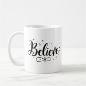Script moderne "Believe" Café de Noël Mug (Gauche)