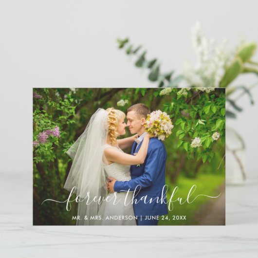 Script moderne tendance pour toujours Merci Mariag (Debout devant)