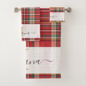 Script Monogramme Plaid Rustique Nom rouge (En situation)