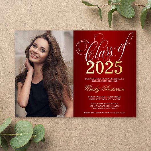 Script Red 2025 Photo Graduation Party Gold Folie Uitnodiging