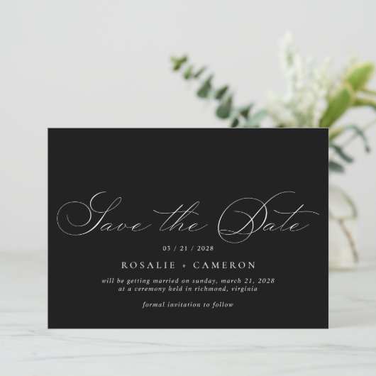  script | Romantisch Moody Bruiloft Zwart Save The Date (Staand voorkant)