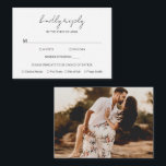 Script rustique Photo Mariage moderne Mini carte R<br><div class="desc">Mini carte RSVP Mariage moderne avec un design simple avec "réponse gentille" dans une typographie de style rustique avec l'option pour les clients de choisir leur repas. Le dos a votre photo préférée. Cette carte de réponse élégante avec un agencement minimaliste est idéale pour tout style de mariage.</div>