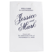 Script Typografie Blauw Bruiloft Welkom Medium Cadeauzakje (Voorkant)